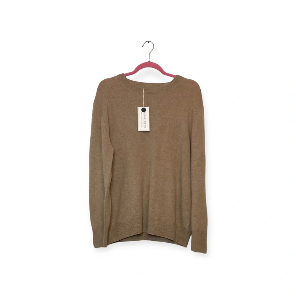 Women’s NWT‎ light brown, 100% cashmere Skull Cashmere crewneck sweater, size L